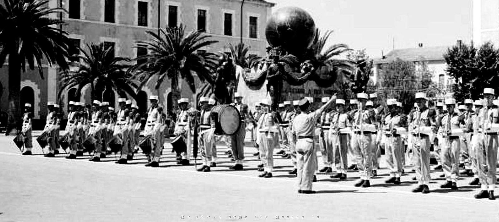 1646- Sidi-Bel-Abbes - La Musique2 de la Legion.jpg